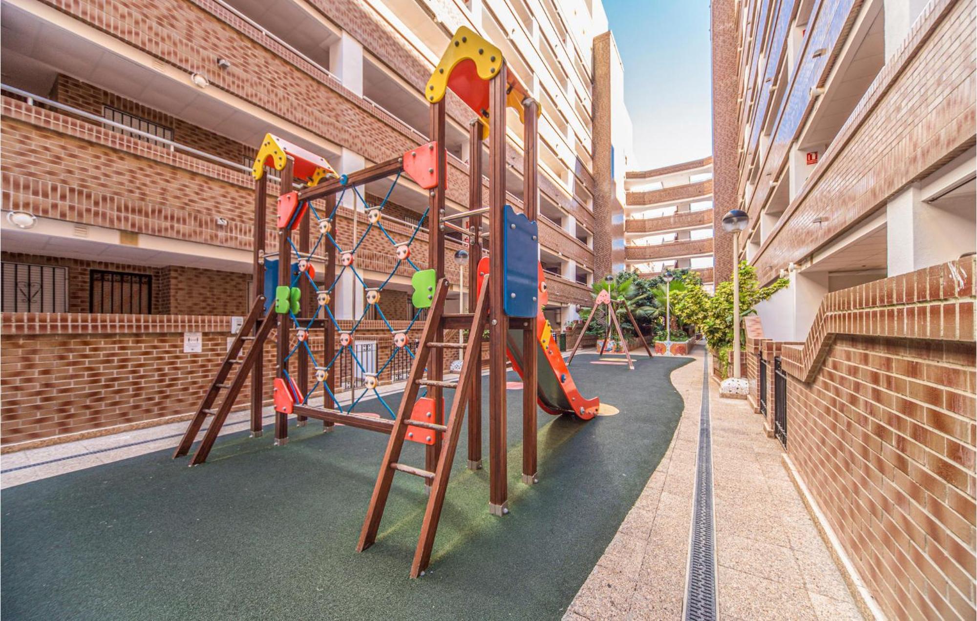 Amazing apartment in Oropesa del Mar with 2 Bedrooms, Outdoor swimming pool&Swimming pool Buitenkant foto